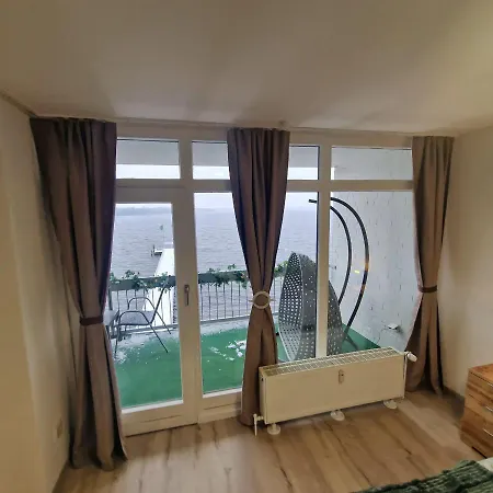 Apartment Mit Meerblick In